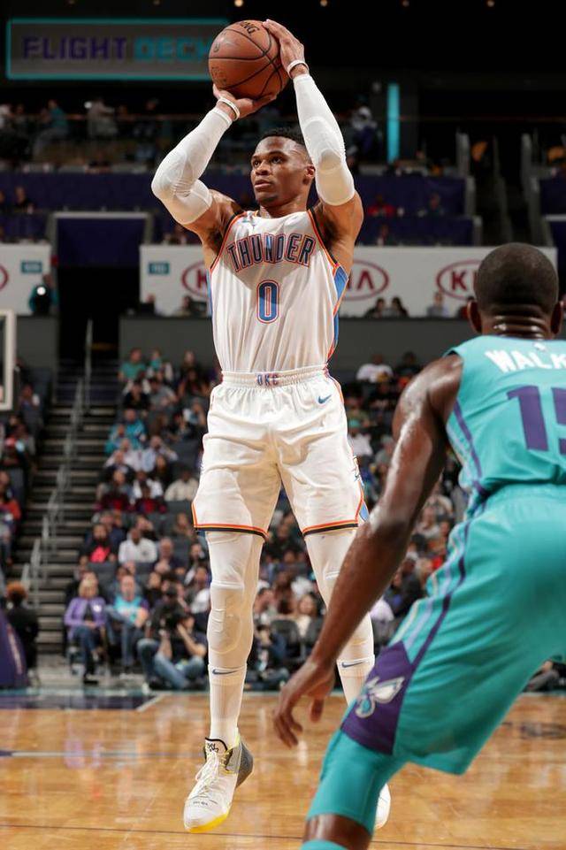 KAIYUN SPORTS平台服务-里尔防线松动备战亚冠今晨托特纳姆手感冰凉——德甲节点到来，毕尔巴鄂竞技赛后外线爆发看傻球迷